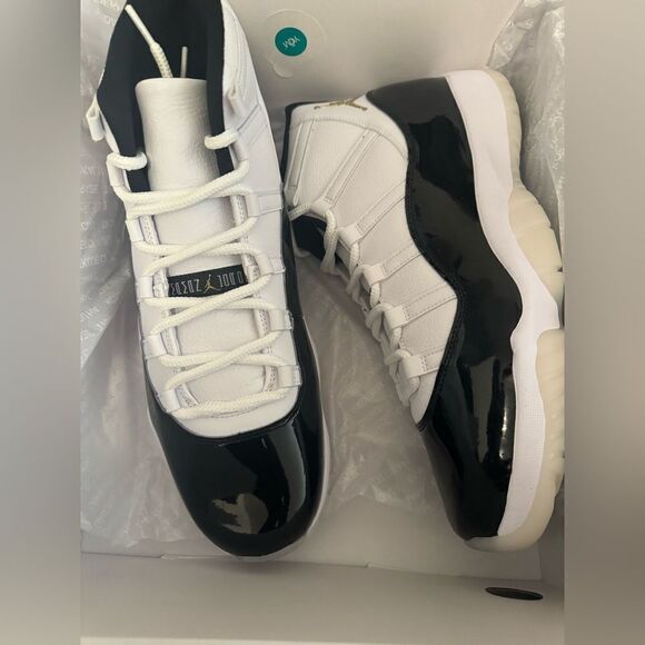 AIR JORDAN 11 RETRO GRATITUDE DEFINING MOMENTS CT8012 170 White size 8 - 14 main image 8